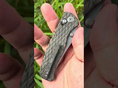 Flame Titanium handle and Stonewash Bohler M390 blade. GEO2504C.