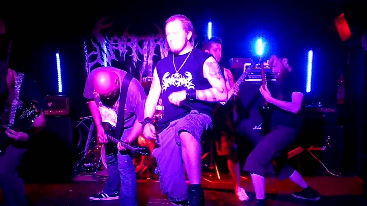 War Crab Plymouth White Rabbit - YouTube