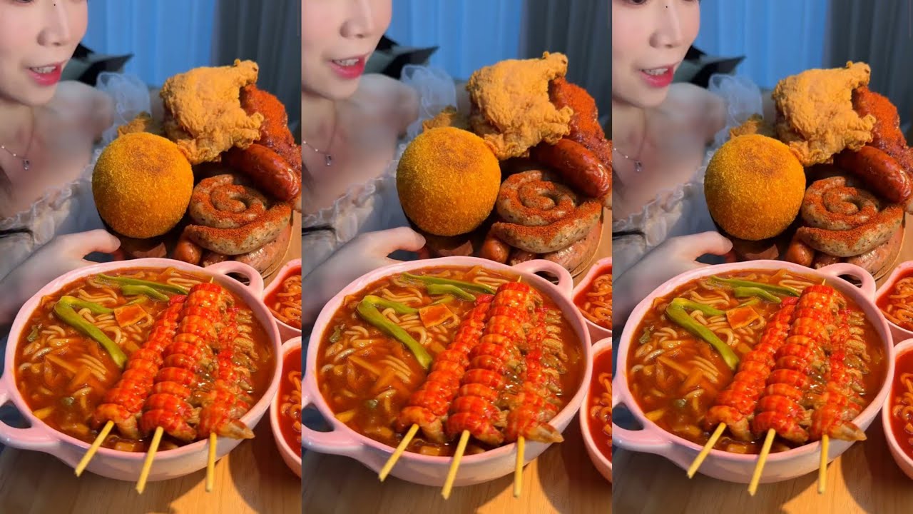 Eat spicy 🔥 🥵 noodles 🍜 with eggs 🤤 🥚 #mukbang #hotpot #yummiestfood