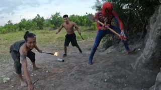 Spider-Man and Pitbull use fire to destroy gorilla monsters | Monster Hunter TV by Monster Hunter TV 21,794 views 11 months ago 5 minutes, 2 seconds