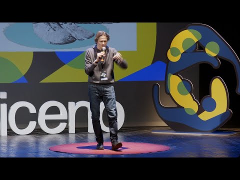 Non è mai troppo tardi per scoprire chi potresti diventare | Giulio Xhaet | TEDxAscoliPiceno Episode cover