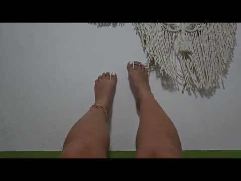 ASMR 🔊 | Foot Play 👣 | Toe Tapping *No Talking* #asmrtapping #latinafeet #footplay #toetapping