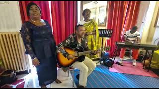 Nkunga Mia Kintuadi 510 Intitulé Ku Ngalili Avec Fr Tyson Nsumbu, Sr Marie Et La Sr Odette Ndake