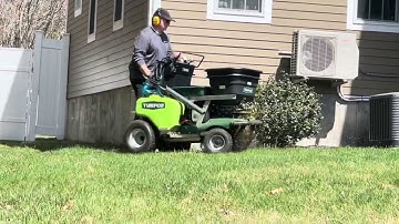 Lawn Phix edging with the Turfco T3100 #shorts #short #shortsvideo #shortsyoutube #shortfeed