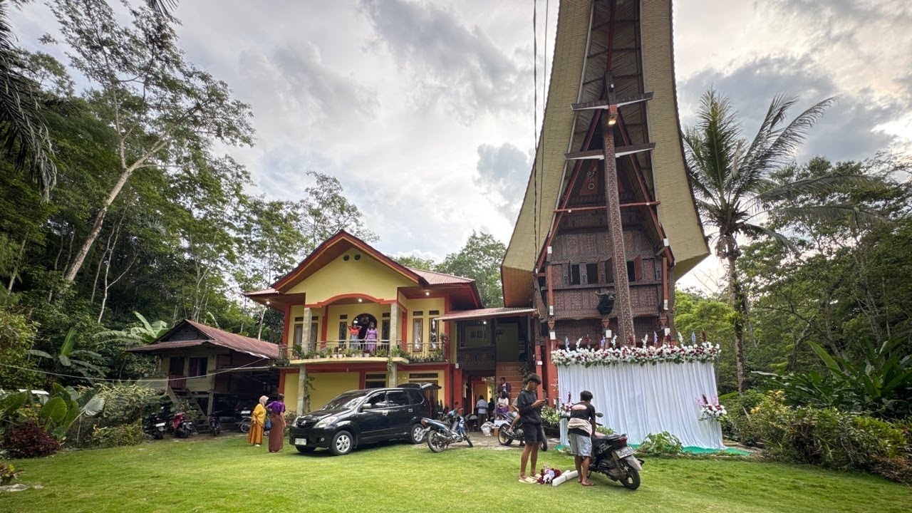Acara Lamaran Muel dan Mis di Tongkonan Batu Lampio Saluallo 13 Januari 2026
