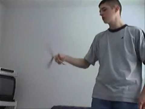 Murnax - Aerial catch to thumb rollover tutorial - butterfly knife