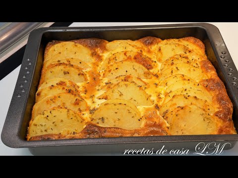 Video: Una Cena Rápida Abundante: Patatas Al Horno Con Tocino