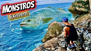 OLHA O TAMANHO DESSE PEIXE QUE PEGUEI NO COSTÃO! Rockfishing 