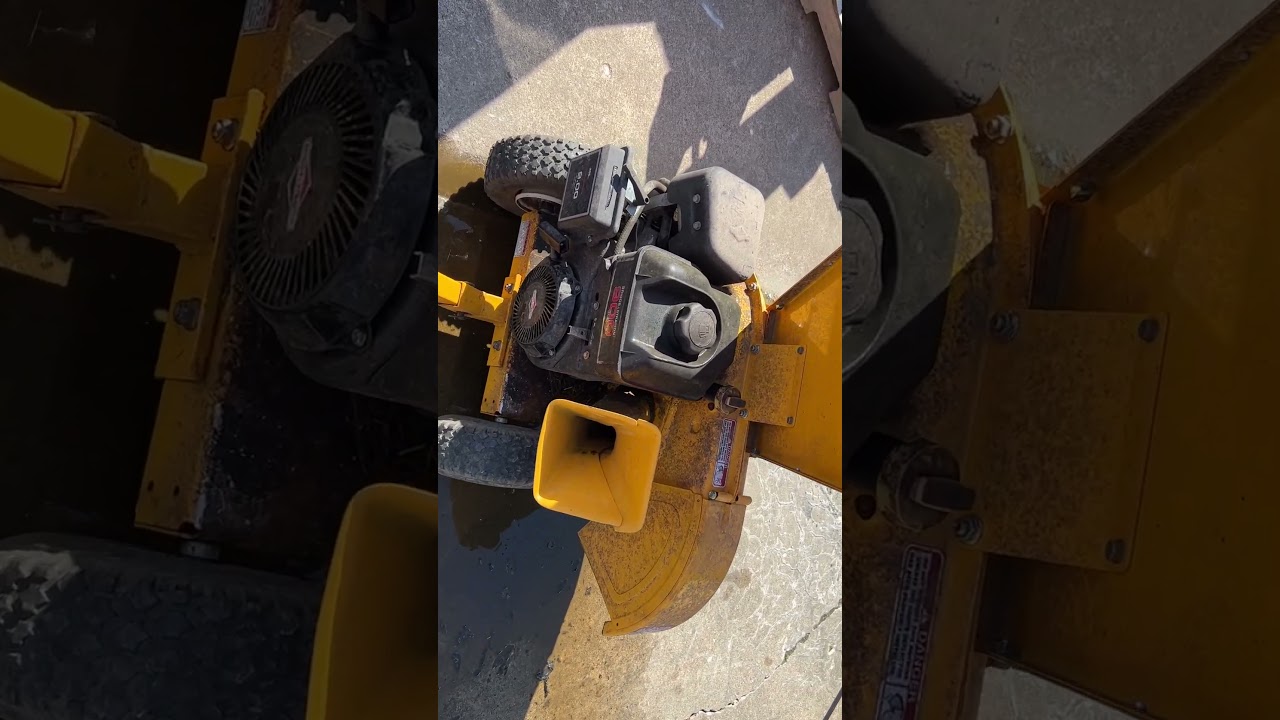 A6968  Cub Cadet Chipper Shredder5