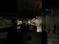 飛び出てくるな...よ...