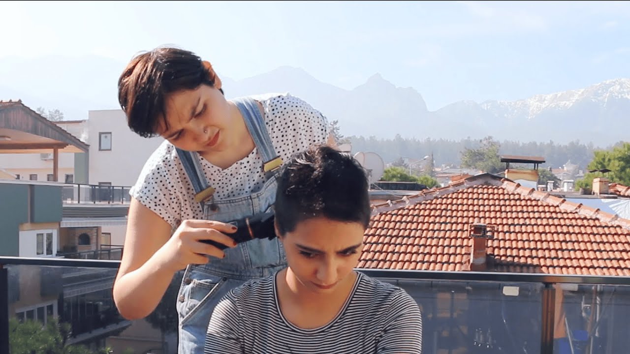 we shaved our head /  موهامونو زدیم