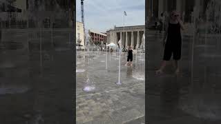 Kids activity Fellowship Square Fountain