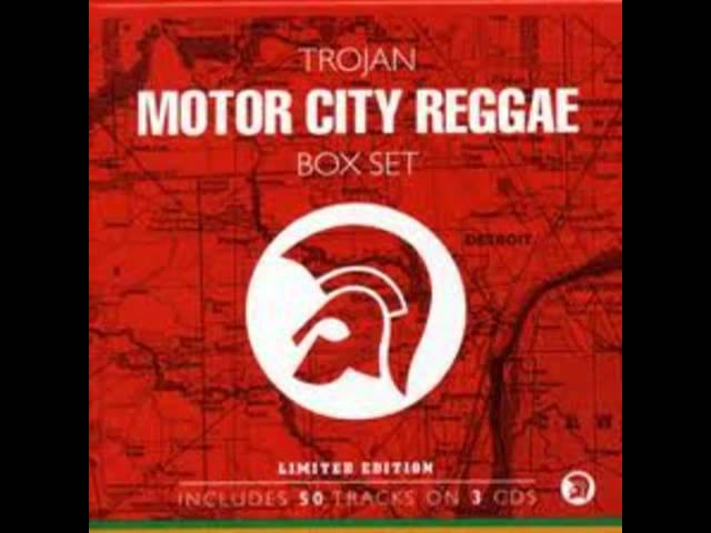 Смотреть «John Holt - Wherever I Lay My Hat» на YouTube Смотреть «John Holt - Wherever I Lay My Hat» на YouTube