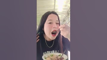 Paling Enak Ngebakso kalau lagi musim hujan