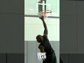Imagine trying to guard Shaq One on One 😂