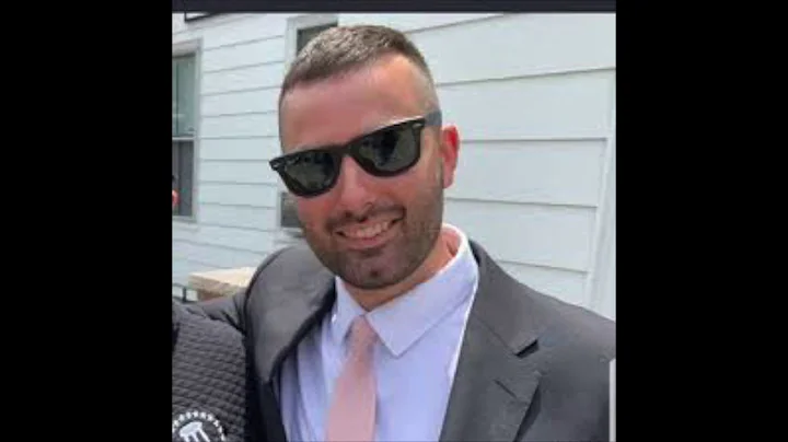 Dave Portnoy Attacks Blind Mike.  Minihane Jumps In.  Barstool Radio 11-8-19