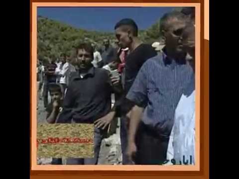 الحافلة التي انقلبت بتيزي ودرن بين أكنول و تيزي وسلي