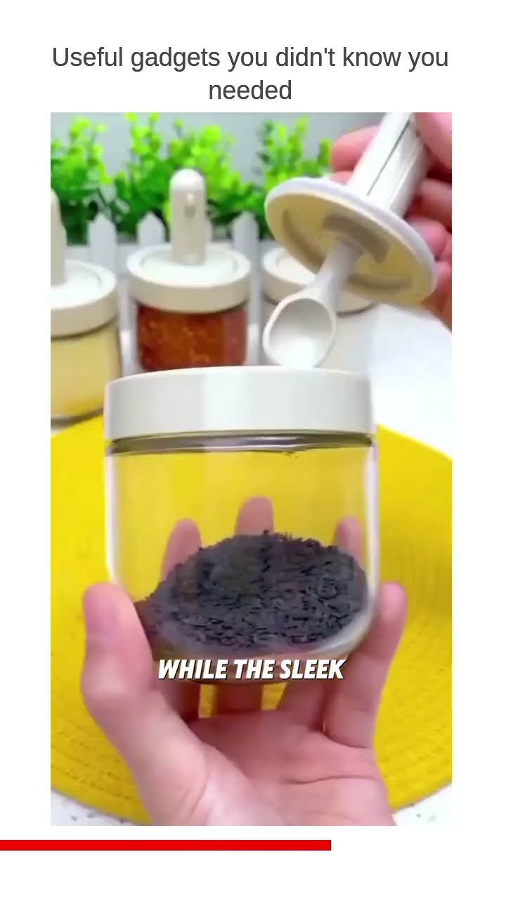 Product link in Bio Spice jar with lid spoon set's spoon is retractable, which is better to use