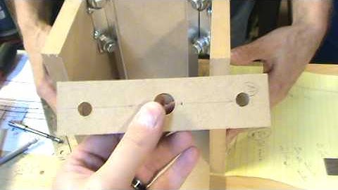 Chapter16_assembling_z_axis_frame1.mpg