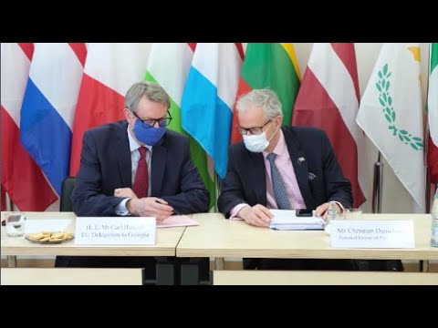 მკაცრი გზავნილები სენატიდან და მზადება მოლაპარაკებების მე-2 რაუნდისთვის