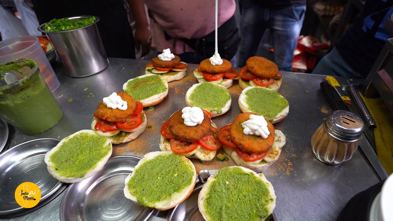 Rajkot Famous Cheese Loaded Aloo Tikki Burger Rs. 70/- Only l Gujarat Street Food | INDIA EAT MANIA