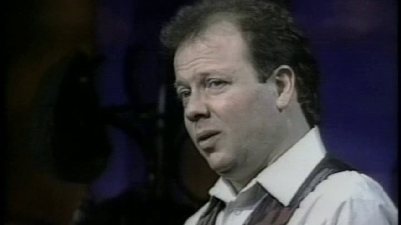 Avi Hoffman tells Bobbe Mayses