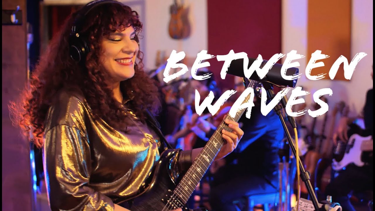 Ver Massive Scar Era - Between Waves (with an Egyptian Arabic Orchestra) no YouTube Ver Massive Scar Era - Between Waves (with an Egyptian Arabic Orchestra) no YouTube