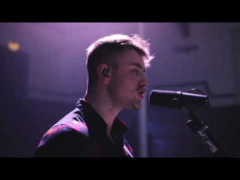 Tom Auton & The Bottle Breakers - Money Man (Live at The Gate)