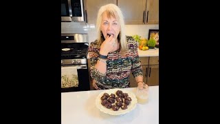 Snack Smarter With These Guilt Free Pistashio, Chocolate, Cherry Clusters