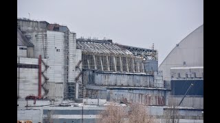 NE410/510  Lecture 19: A Reactor Physics Explanation of the Chernobyl Disaster