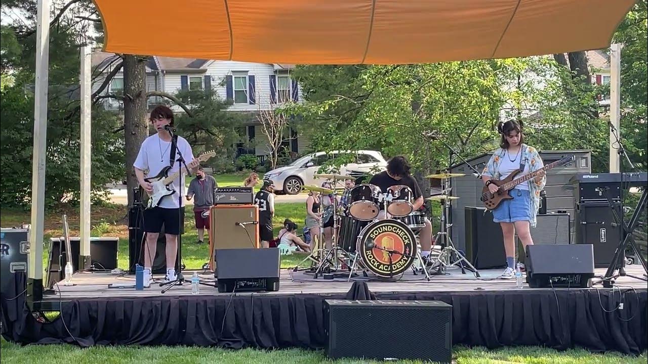 DIM cover of D7 by Nirvana (Wipers) performed at the Kane Hootenanny