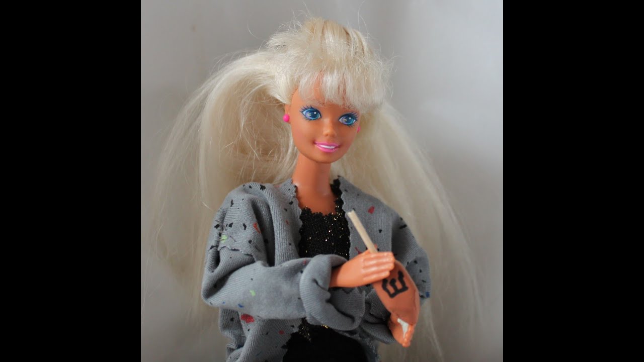 Making Dreidels at Fashion Doll Studio