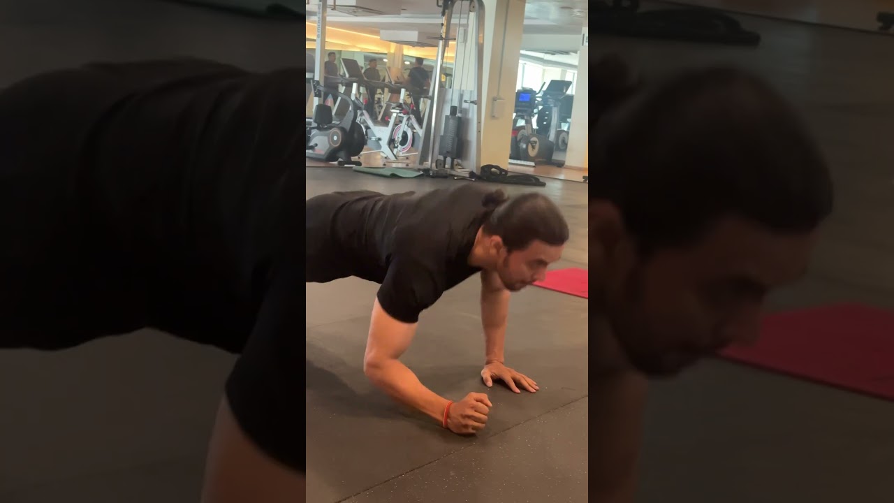 “30-Second Fat Burn Combo: Plank & Push-Ups se Full Body Transformation! 🔥💪