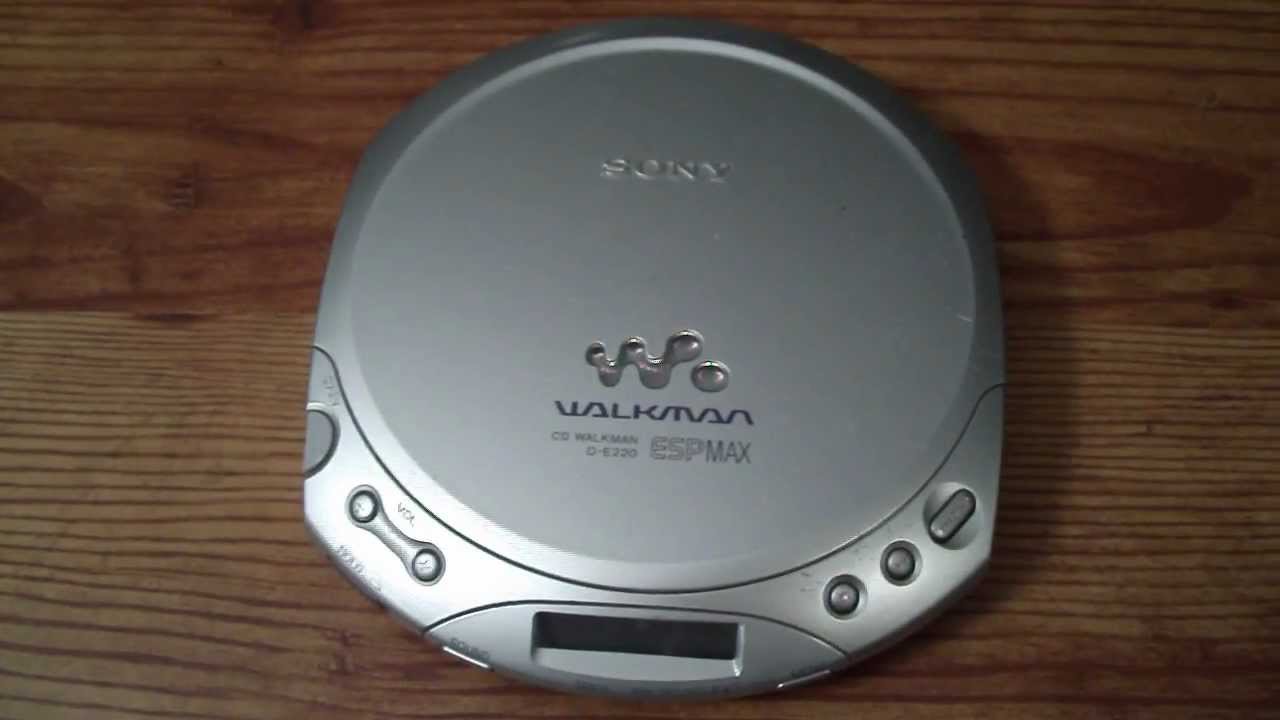 Sony CD Walkman D-E220 - YouTube