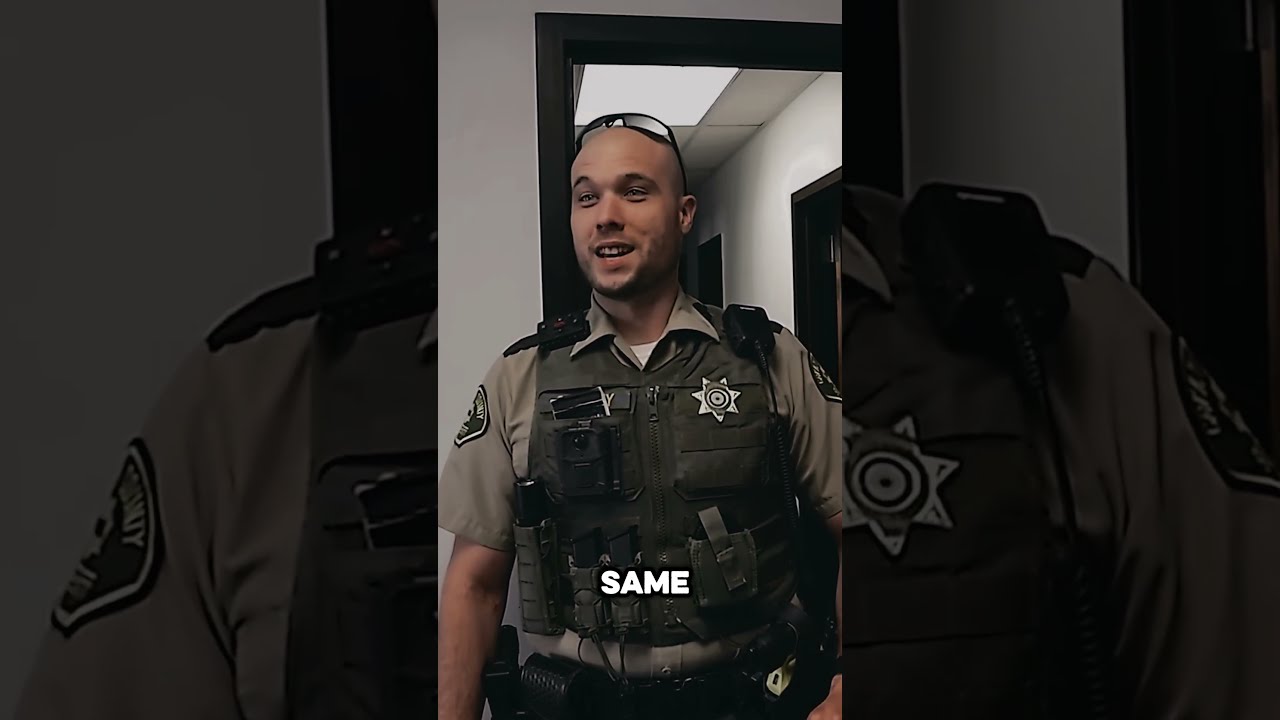 🚨FIRST AMENDMENT AUDIT MEETS PURE COMEDY AT THE SHERIFF’S OFFICE #firstamendment #copwatch auf YouTube ansehen 🚨FIRST AMENDMENT AUDIT MEETS PURE COMEDY AT THE SHERIFF’S OFFICE #firstamendment #copwatch auf YouTube ansehen