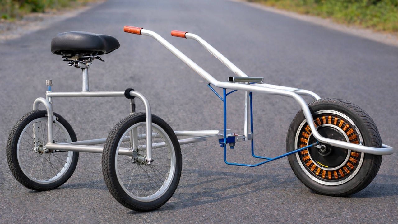 The Farmer Invents an Incredibly Creative Idea for His Pushcart