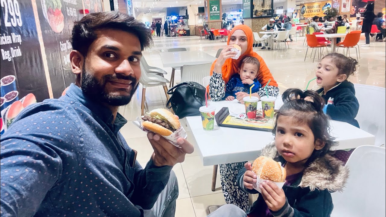 Hamburger Yemeğe Gittik🍔|Rana 'nın Sürprizi 🎊🎁| Alışveriş Merkezi|Ali Fizza