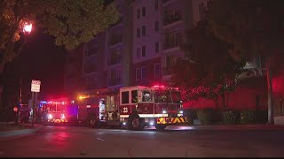 Search for suspect in deadly triple shooting at Atlanta apartments