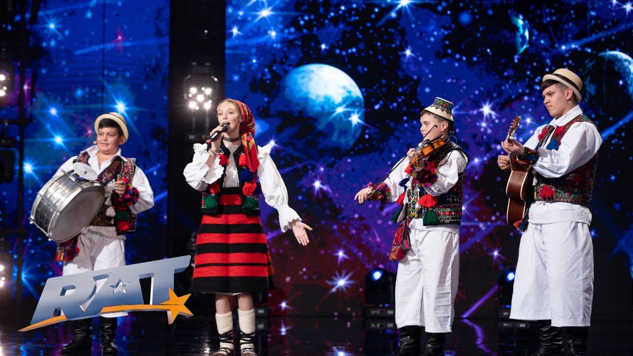 „Două perechi de frați” au creat un moment spectaculos de folclor | Românii Au Talent S14