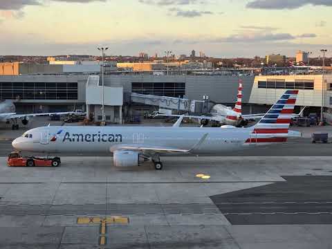 American Airlines надаватиме чіткі пояснення затримок рейсів