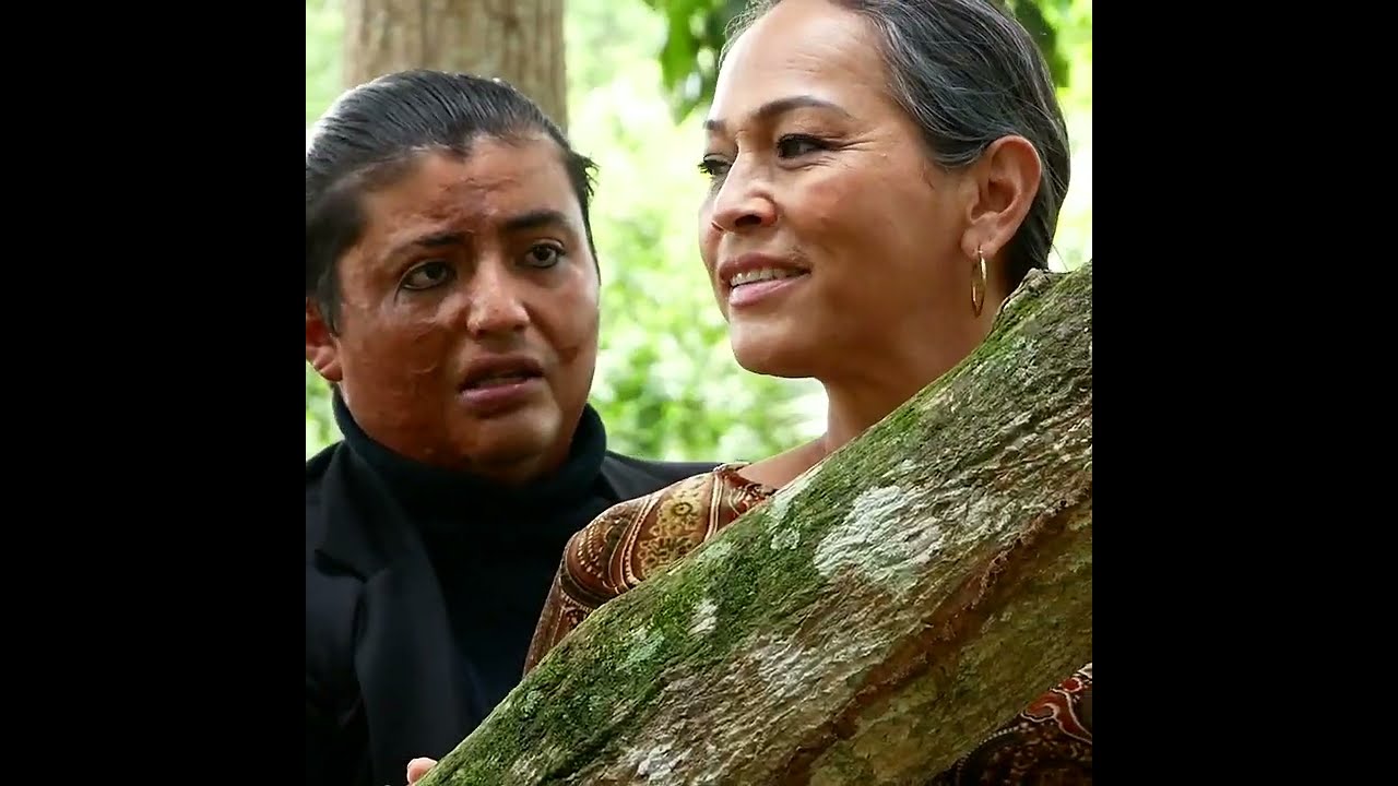 A esta mujer no se le escapo ni  don sat4...