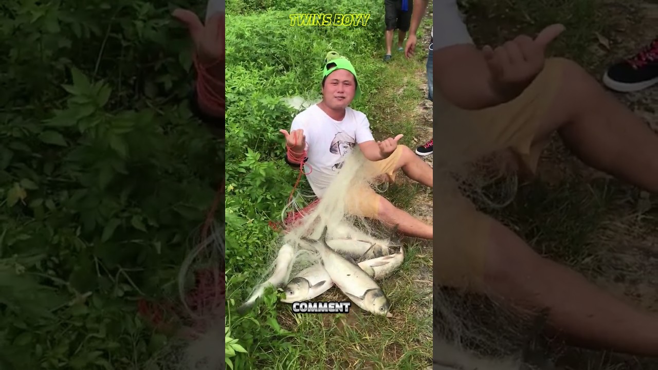 This Young Man Is So Good at Casting Nets, Check Out His Catch 😱 adlı videoyu YouTube'da izle This Young Man Is So Good at Casting Nets, Check Out His Catch 😱 adlı videoyu YouTube'da izle