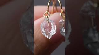 010 Raindrop Collection】 カラーラ産ダイヤモンドクォーツ (水晶 