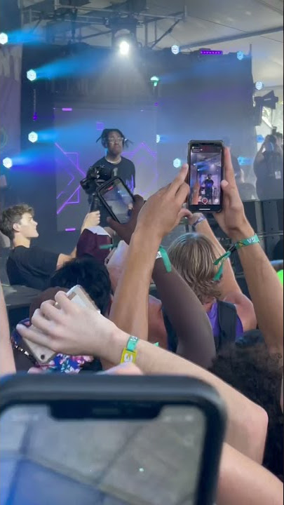 Save Me- Dro Kenji LIVE. Lyrical Lemonade Summer Smash 2021