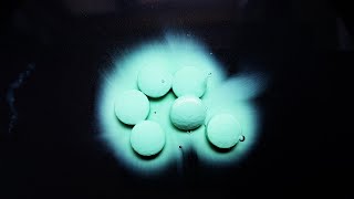 Pills Dissolve in Water - Oddly Satisfying Macro Time Lapse 💊 【4K】
