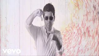 Смотреть клип Noel Gallagher'S High Flying Birds - Aka... What A Life!