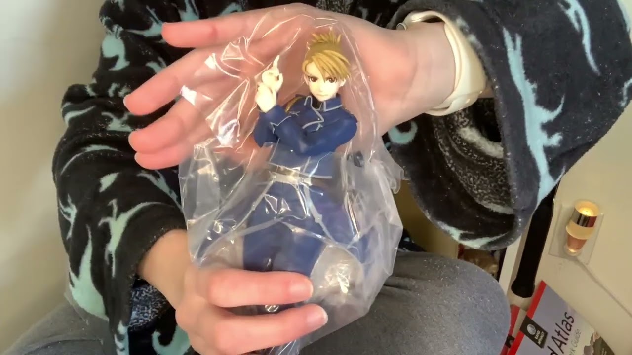 Figure Unboxing: Roy Mustang and Riza Hawkeye Pop Up Parade