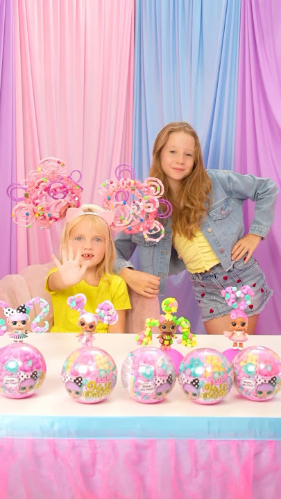 Nastya dan gaya rambut kreatifnya dengan LOL