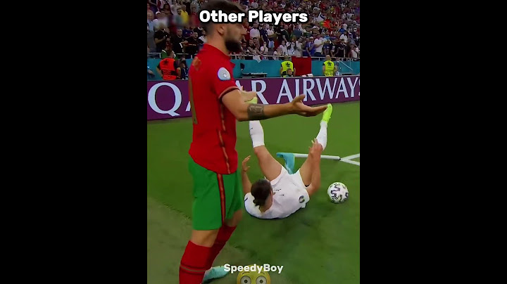 Other Players VS Corner Flag + Him🤯☠️