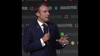 #postcardsformacron, le hashtag des familles nombreuses qui critique Macron